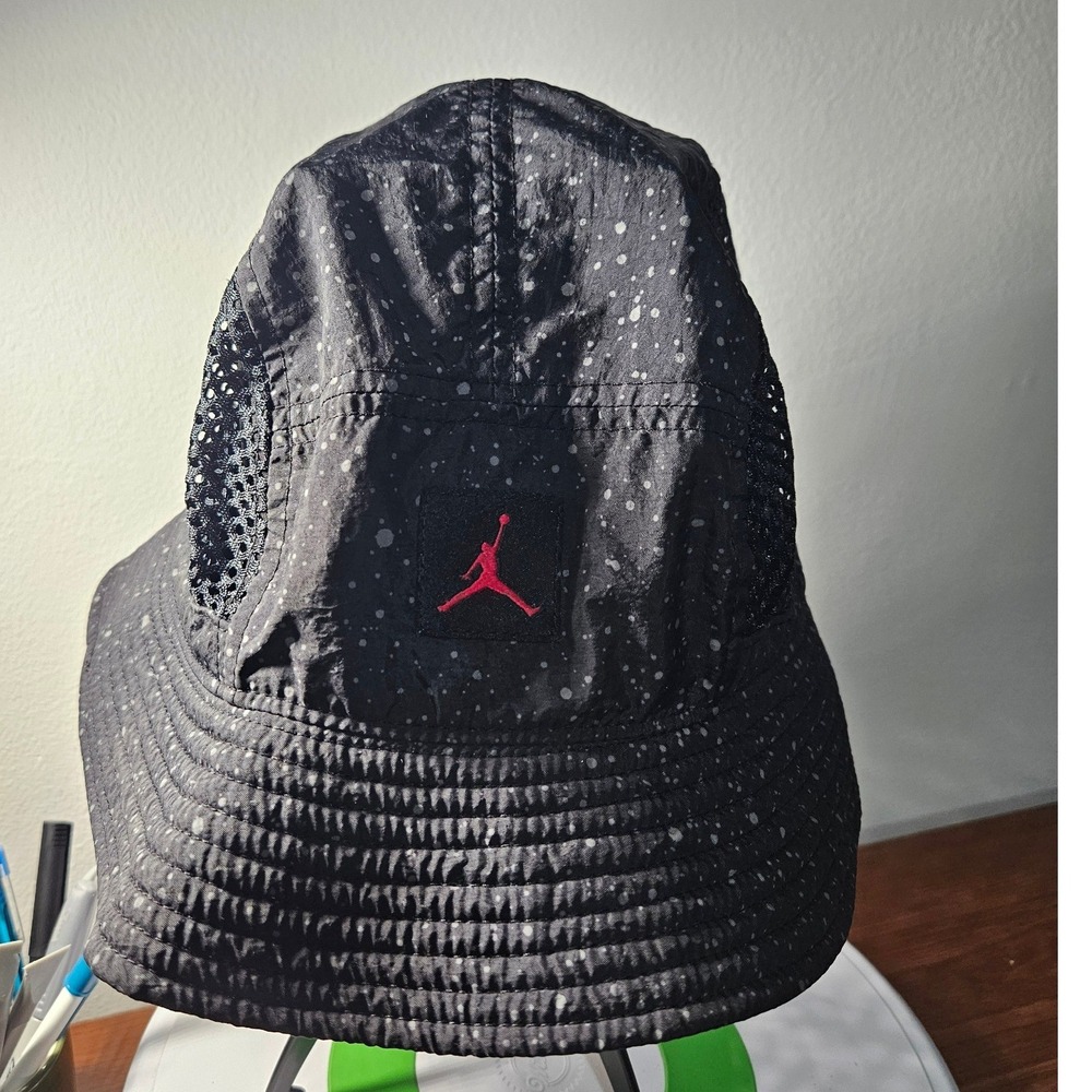 Jordan Bucket Hat Mens L/XL Black Speckled Mesh Gorpcore Bungee Adjustable Cap